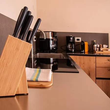 Historical Court - Di Bedero Brezzo