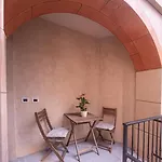 Historical Court - Di Bedero Apartman *